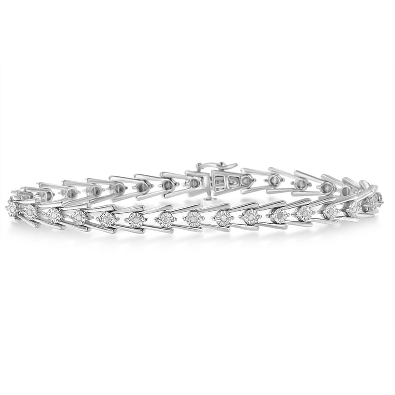 Bids.com Sterling Silver Diamond Wave-Style Link Bracelet (0.5 cttw, I-J Color, I3 Clarity) Bracelets