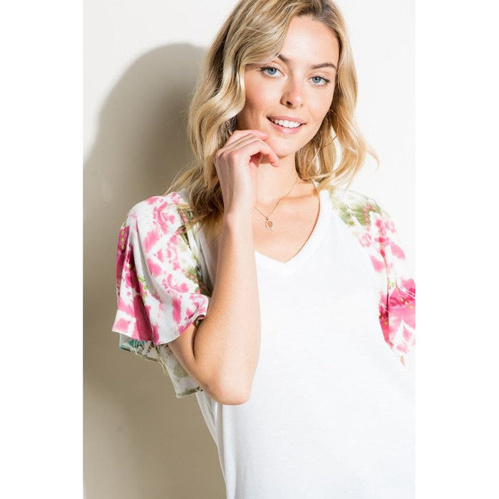 V NECK SHORT FLAIR SLEEVE TOP