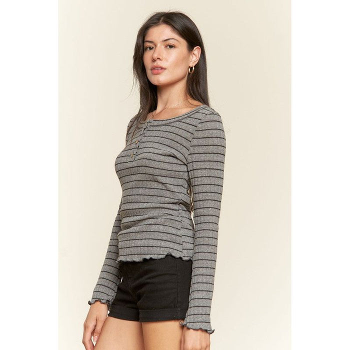 ROUND NECK STRIPE TOP