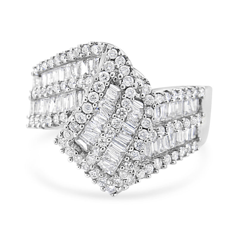 Bids.com 14K White Gold 1-1/2 Cttw Round and Baguette Diamond Bypass Cocktail Ring Band (H-I Color, SI1-SI2 Clarity) - Size 7 Rings