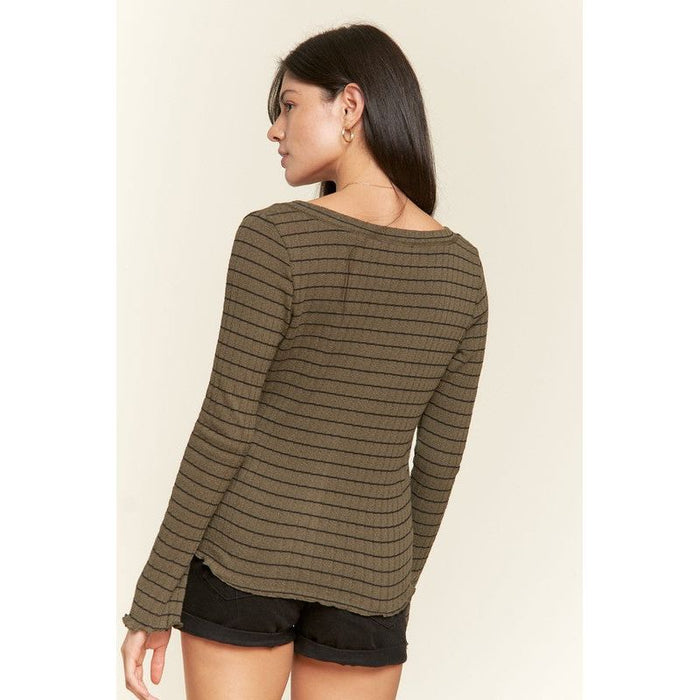 ROUND NECK STRIPE TOP