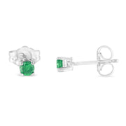 Bids.com .925 Sterling Silver 1/4 Cttw Round Brilliant-Cut Green Diamond Classic 4-Prong Stud Earrings (Fancy Color-Enhanced, I2-I3 Clarity) Earrings