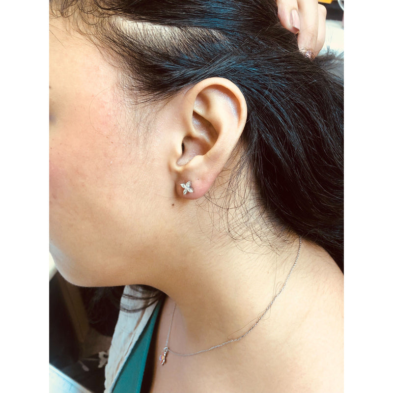 Bids.com 14K White Gold 1/2 Cttw Marquise Diamond 8 Stone Floral Leaf Stud Earrings (H-I Color, SI1-SI2 Clarity) Earrings