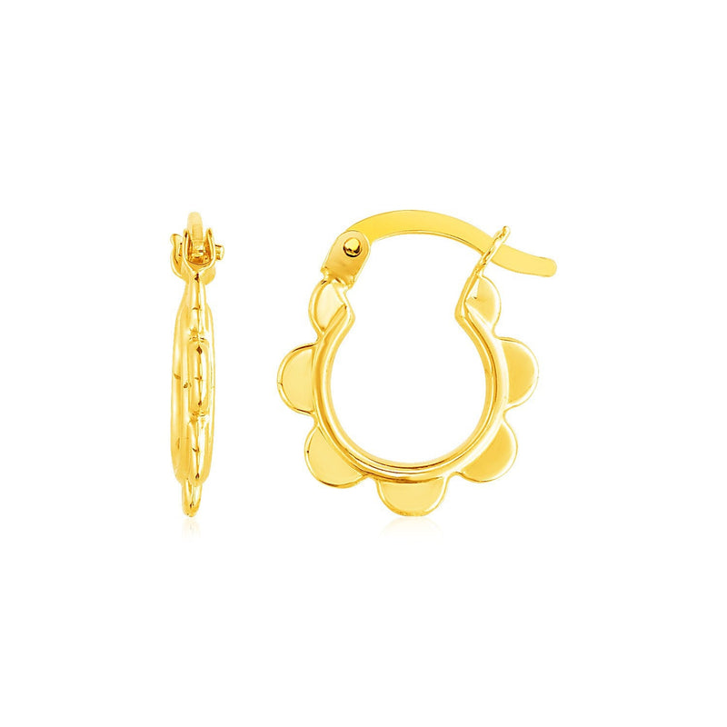 Bids.com 14k Yellow Gold Scalloped Hoop Earrings Earrings