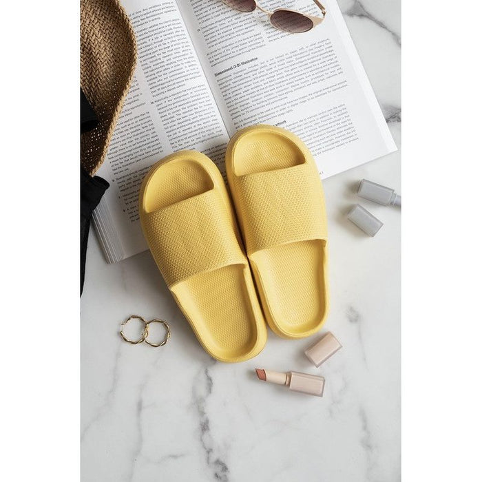 Unisex EVA Thick Sole Slippers