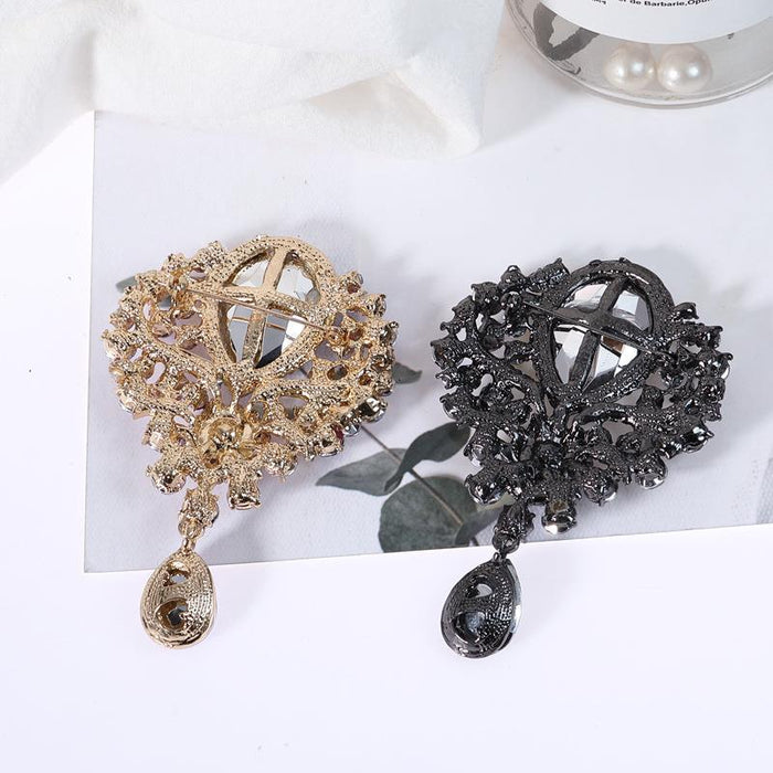 Rhinestone Teardrop Brooch