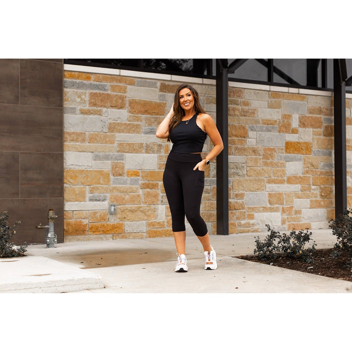 Black CAPRI with POCKETS Luxe Leggings