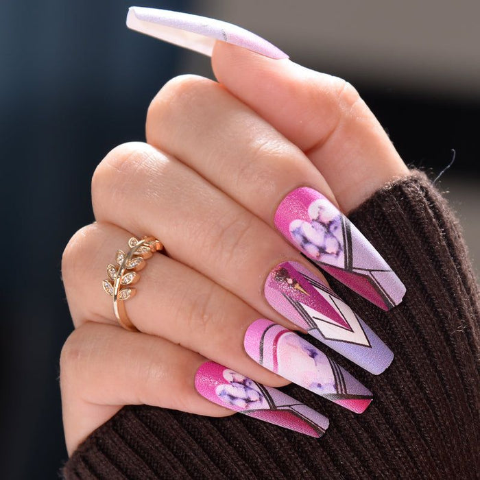 Press-on Nails Pink Tuxedo