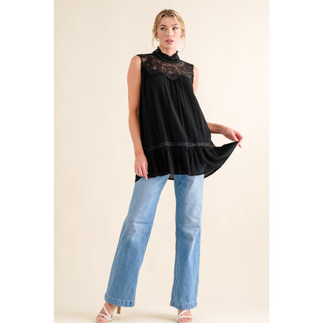 Lace Detail Sleeveless Ruffled Top