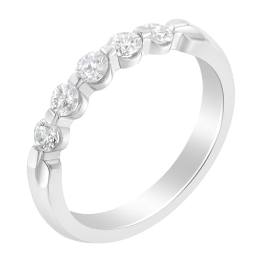 Bids.com 14K White Gold 1/2 cttw Diamond 5-Stone Band Ring (H-I Clarity, SI2-I1 Color) - Size 7 Rings