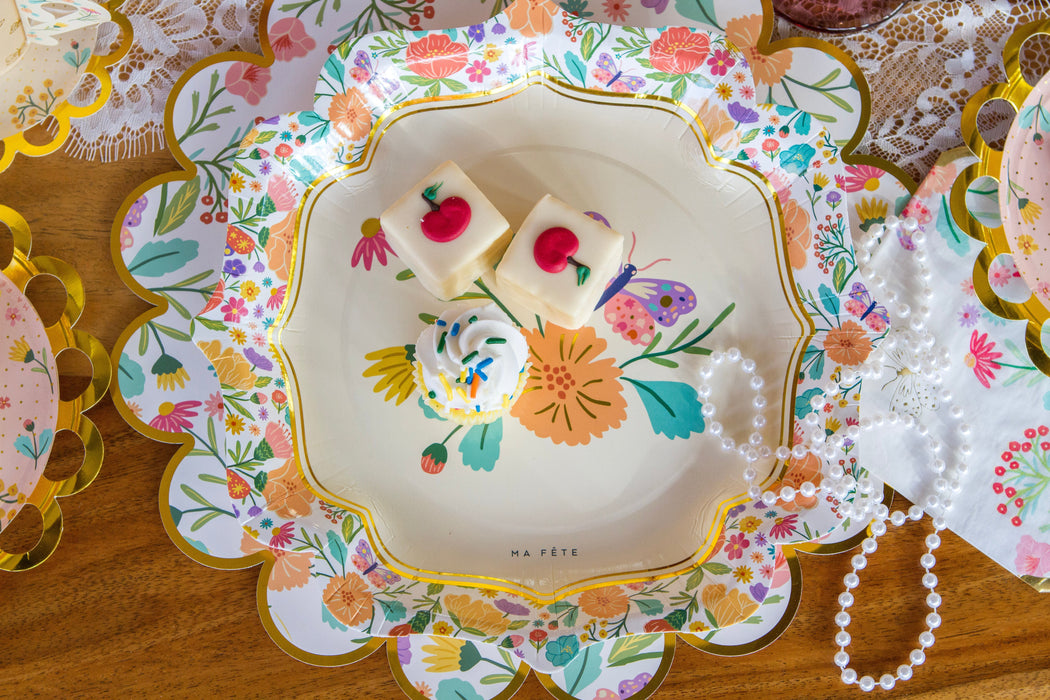 Tea Party Dinner Plates (8)