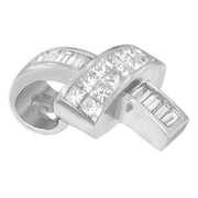 Bids.com 14K White Gold 2 cttw Princess and Baguette Cut Diamond Ribbon Pendant Necklace (H-I, SI-SI2) Necklaces