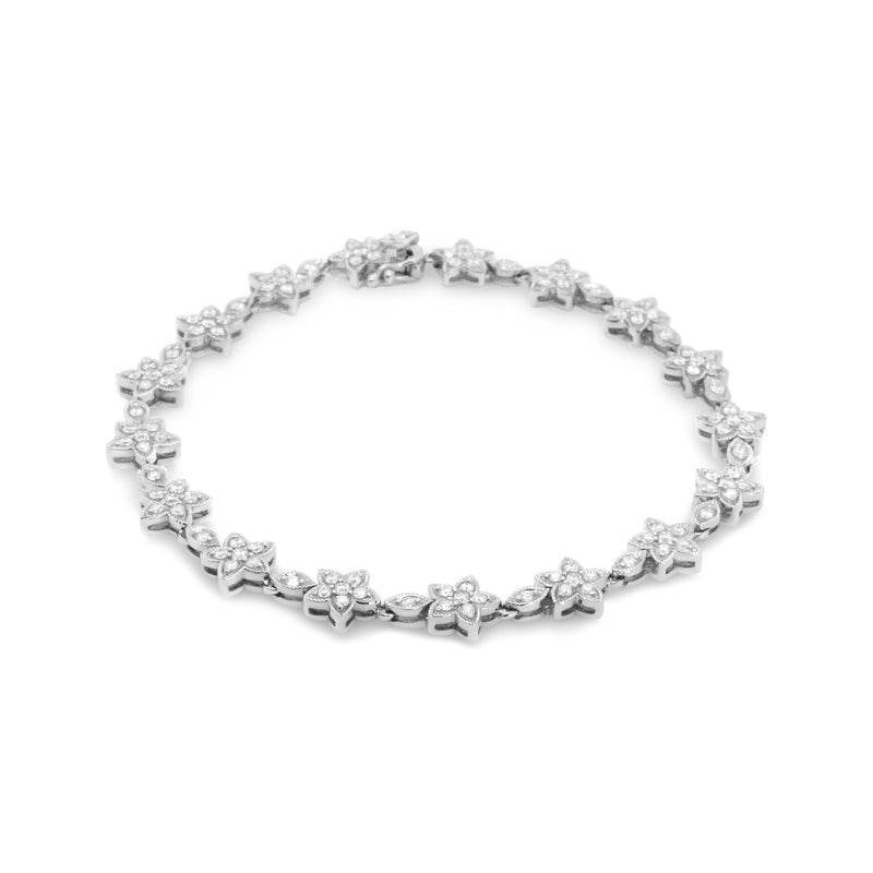 Bids.com 14K White Gold 1 1/5 Cttw Round Diamond Flower Blossom Link Bracelet (H-I Color, SI1-SI2 Clarity) - Size 7" Bracelets