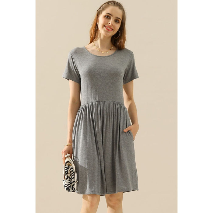 Ninexis Round Neck Ruched Dress with Pockets