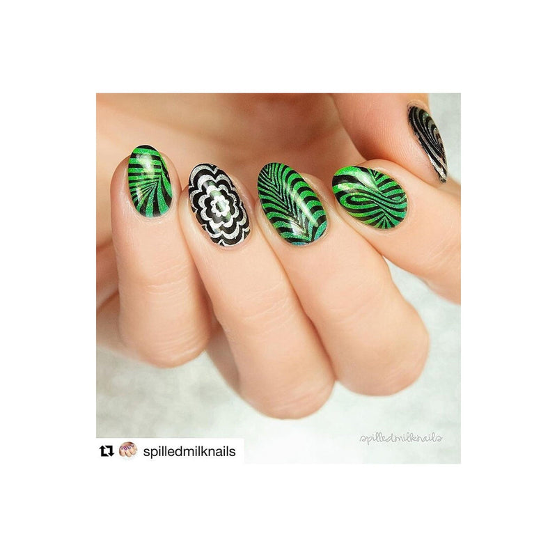 UberChic Beauty Op Art Magic Stamping Plate