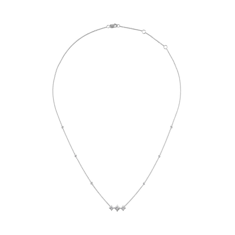 Bids.com 10K White Gold Bezel Set Princess Diamond 3 Stone Kite Shape and Station Necklace (H-I Color, SI2-I1 Clarity) - 18" Inches Necklaces