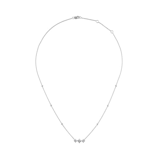 Bids.com 10K White Gold Bezel Set Princess Diamond 3 Stone Kite Shape and Station Necklace (H-I Color, SI2-I1 Clarity) - 18" Inches Necklaces