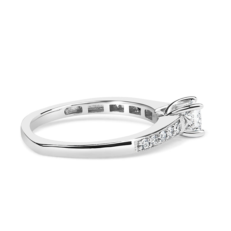 Bids.com 14K White Gold Diamond 1/2 Cttw Princess Cut Diamond Engagement Ring (G-H Color, VS2-SI1 Clarity) - Size 7 Rings