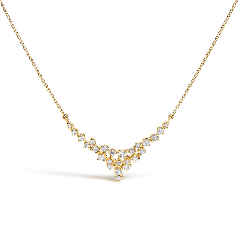 Bids.com 14K Yellow Gold 1/2 Cttw Diamond Scattered "V" Necklace (I-J Color, SI2-I1 Clarity) - 18" Inches Necklaces