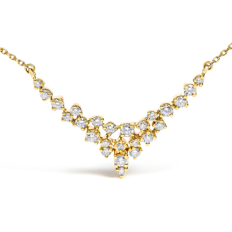 Bids.com 14K Yellow Gold 1/2 Cttw Diamond Scattered "V" Necklace (I-J Color, SI2-I1 Clarity) - 18" Inches Necklaces