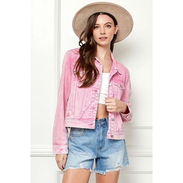 Veveret Button Up Cropped Denim Jacket