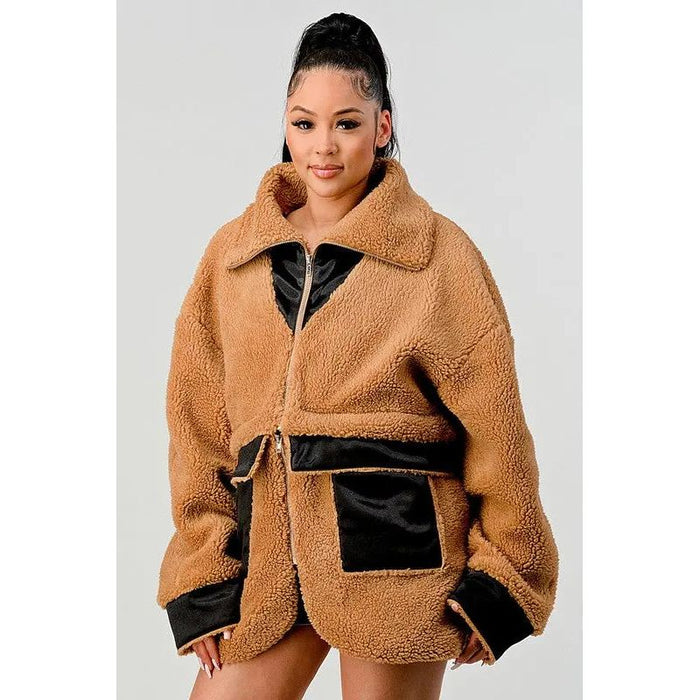 Athina Oversized Sherpa With Contrast Jacket