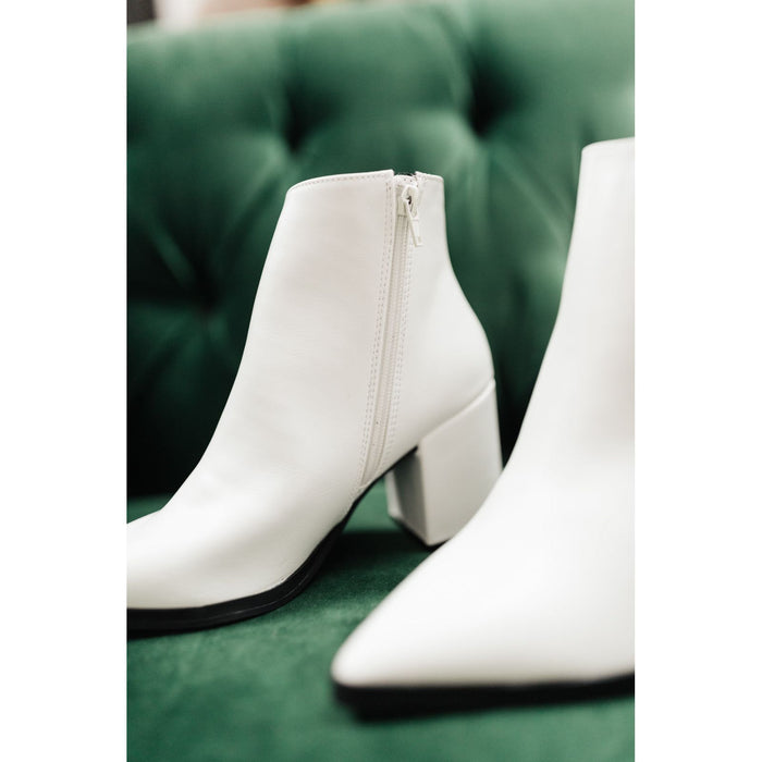 Amari Ankle Boots in White