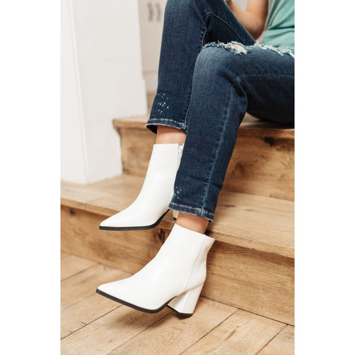 Amari Ankle Boots in White