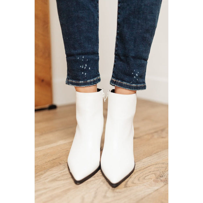 Amari Ankle Boots in White