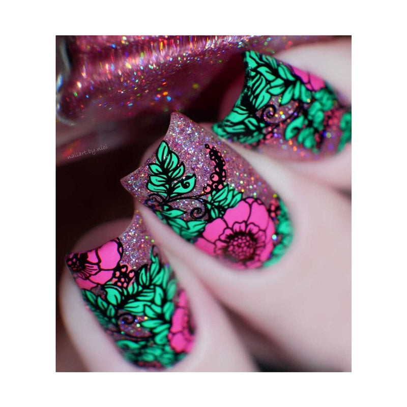 UberChic Beauty Art Nouveau Stamping Plate