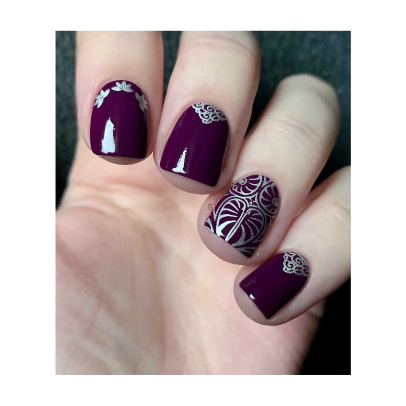 UberChic Beauty Art Nouveau Stamping Plate