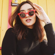 zeroUV Women's Retro Horned Rim Cat Eye Narrow Flat Lens Sunglasses C514 Sunglasses