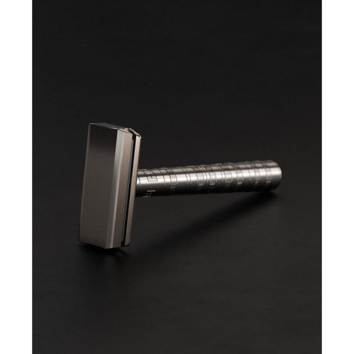 Henson Shaving Titanium Mild Safety Razor [Ti22-V2]