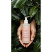 Sparkling Wildflower LLC. Shampoo Black BOO-BERRY Fluff,Call Me Daddy,Cashmere Lace,Fifty Shades,Golden Honey Praline,Graphite + Steel,Mint,Natural Baby,Oatmeal + Honey,Pumpkin Coconut Cream,Savage for Men,Spoil Me,Sweet Dreams,Vanilla Bean Dream,Vanilla Cream Macaroon,Very Sexy For Men,Warm +