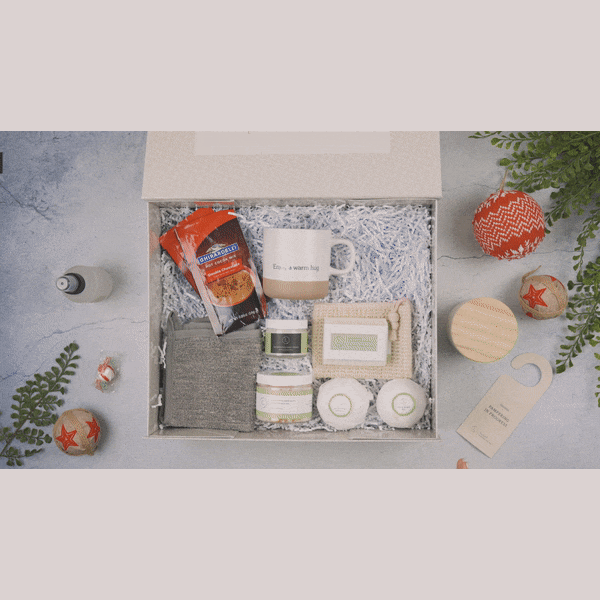 Lizush Sending a BIG hug Luxury Gift Spa Set - Full on Pampering Gift set for Valentines