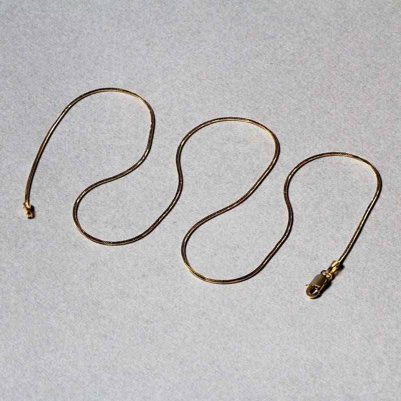 Bids.com 14k Yellow Gold Round Snake Chain 0.9mm Necklaces