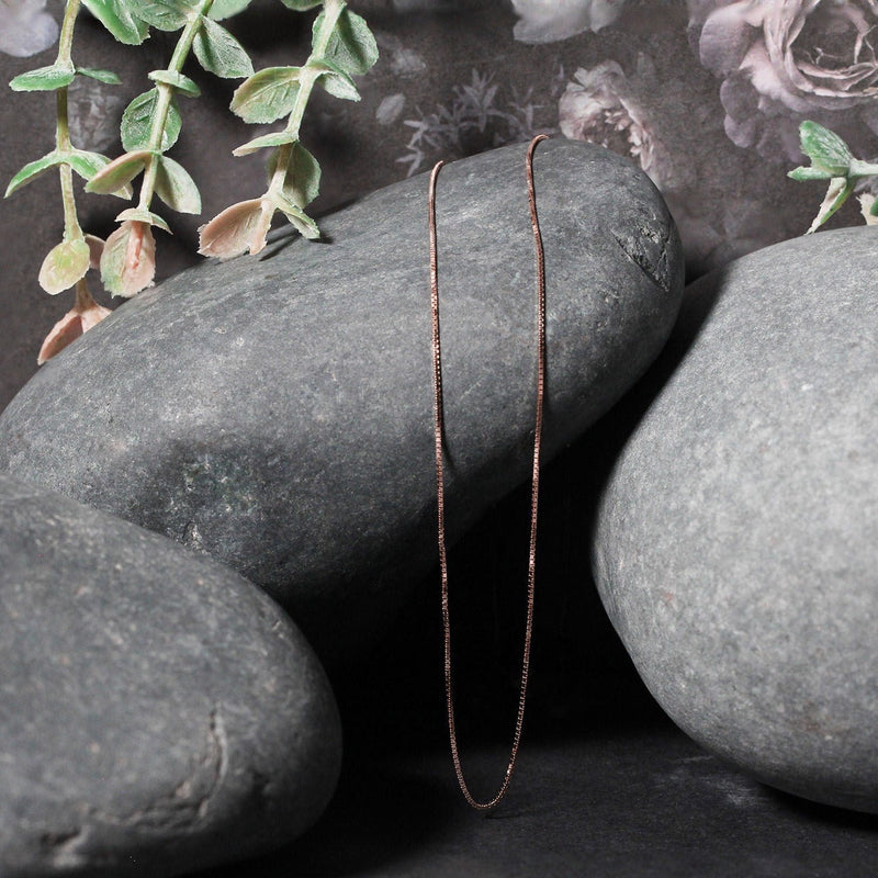 Bids.com 14k Rose Gold Classic Box Chain 0.6mm Necklaces