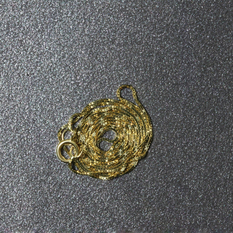 Bids.com 14k Yellow Gold Classic Box Chain 0.45mm Necklaces
