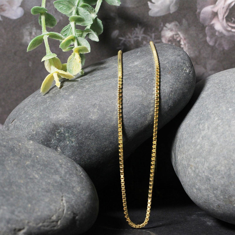 Bids.com 14k Yellow Gold Semi Solid Box Chain 1.6mm Necklaces