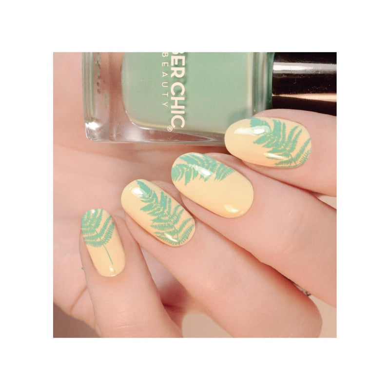 UberChic Beauty Flora & Fauna Stamping Plate