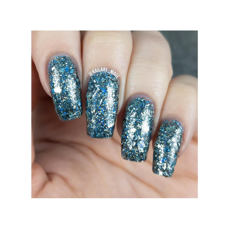 UberChic Beauty Deck The Halls In Holo - Holographic Polish Regular Polish