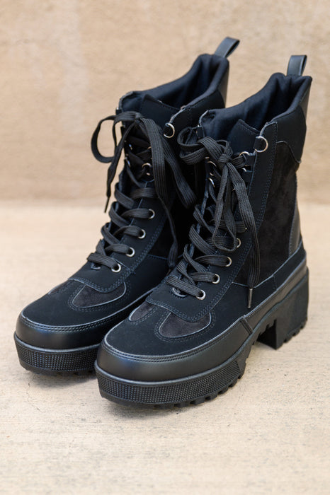 Desert Nights Lace Up Boots In Black