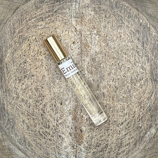 Sweet Anthem Emily - coffee, sandalwood & a hint of whiskey...