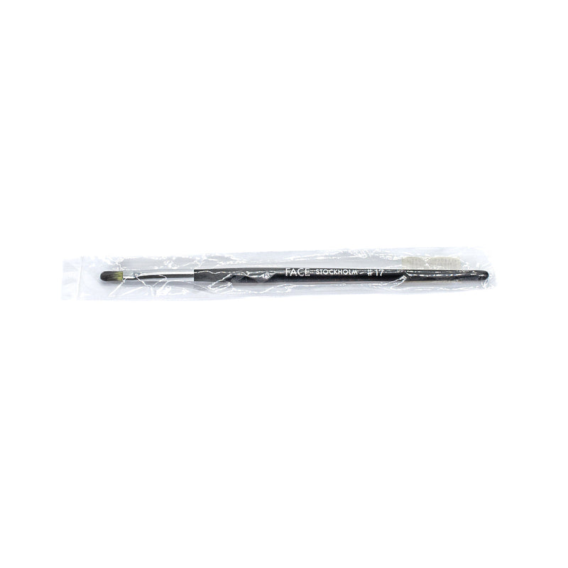 This is Beauty US FACE Stockholm Small Lip Brush #17 - New Misc
