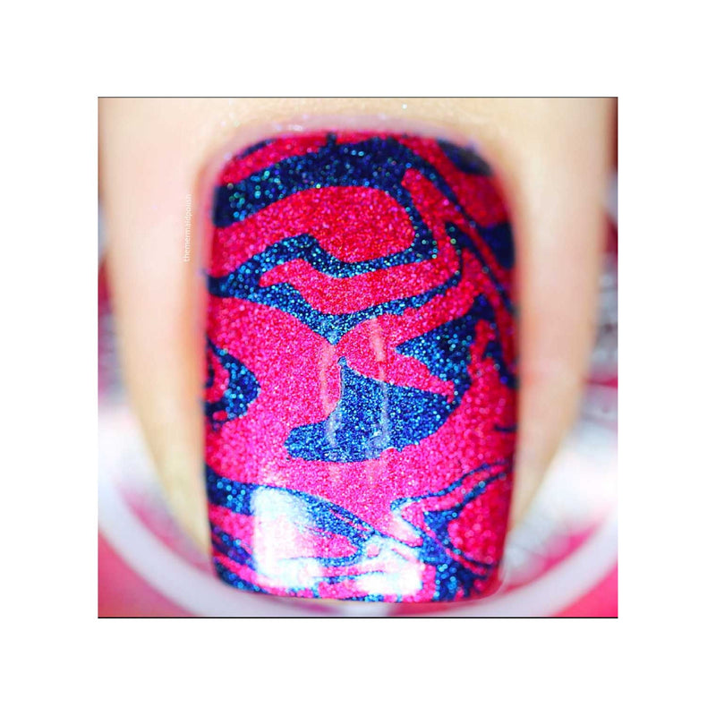 UberChic Beauty Fluid Movement - Liquid Textures Stamping Plate