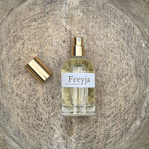 Sweet Anthem Freyja - warm amber, comforting tonka bean, & tranquil blueberry...