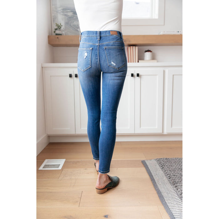 Judy Blue Get Together Mid-Rise Skinny Jegging