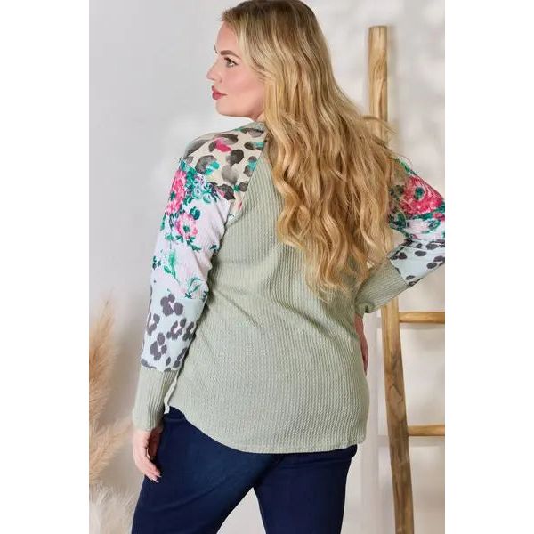 Hailey & Co | Printed Round Neck Blouse