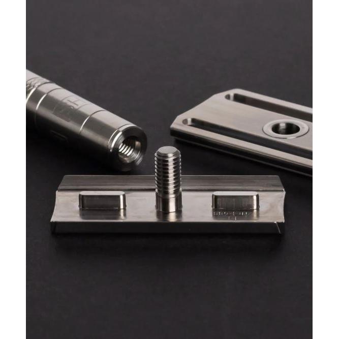 Henson Shaving Titanium Aggressive Safety Razor [Ti22-V2]