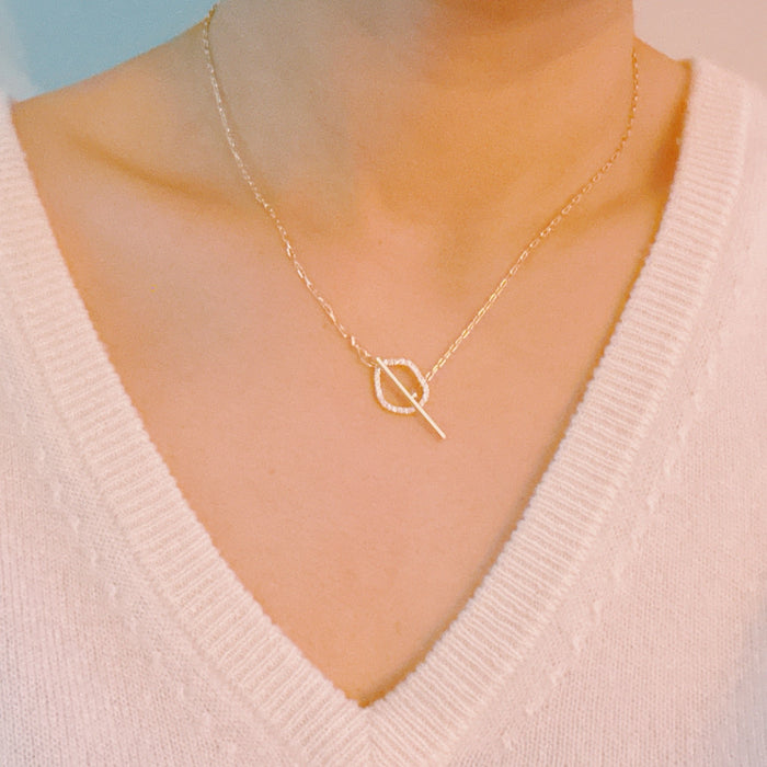 Dainty Toggle Necklace